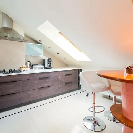 Wonder - Nad łomnicą Ii * Karpacz